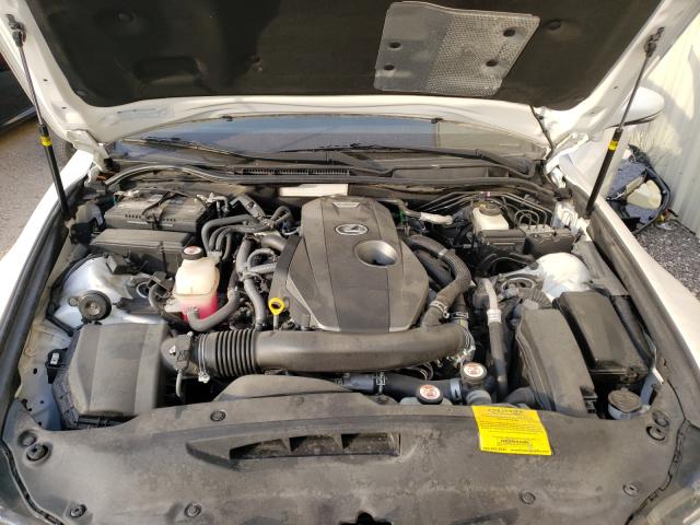 Lexus IS III Рестайлинг 2017