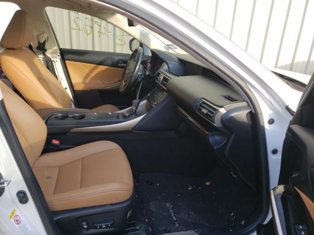 Lexus IS III Рестайлинг 2017