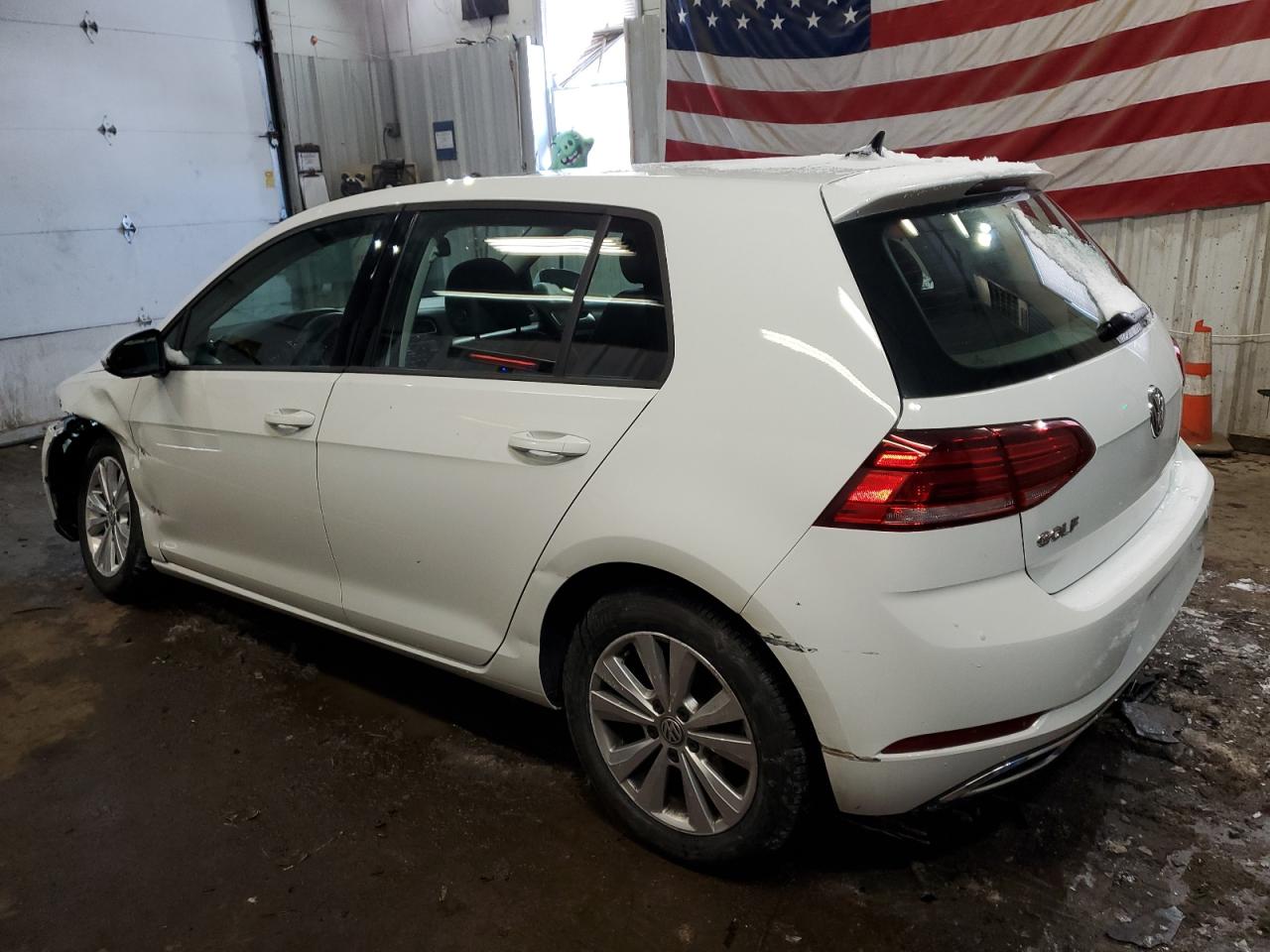 Volkswagen Golf 2021