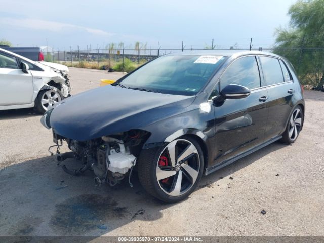 Volkswagen Golf GTI 2021