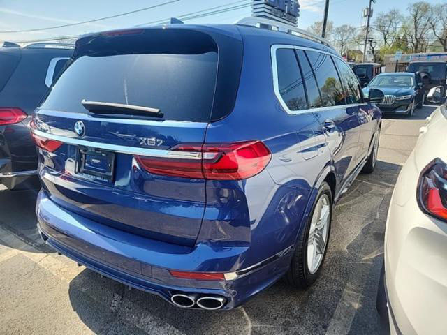 BMW X7 2021