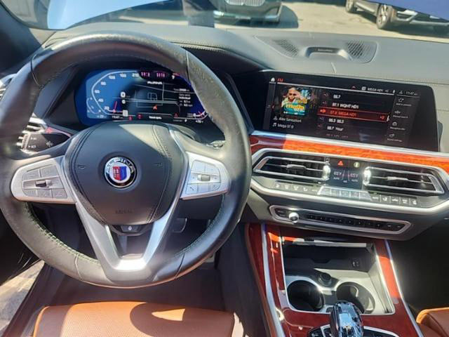 BMW X7 2021