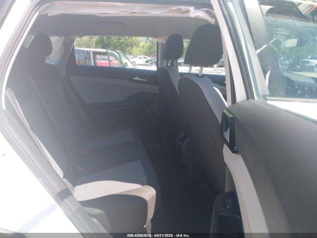 Volkswagen Taos 2024