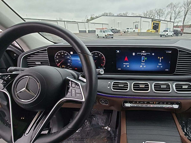 Mercedes GLS 2024