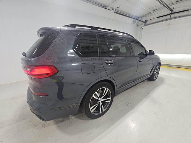 BMW X7 2021