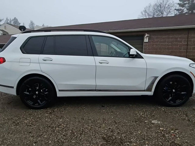 BMW X7 2021