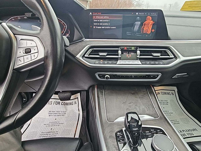 BMW X7 2021