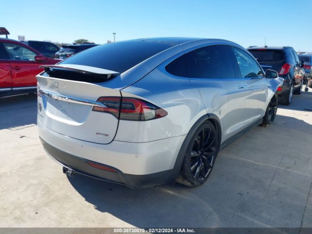 Tesla Model X 2016