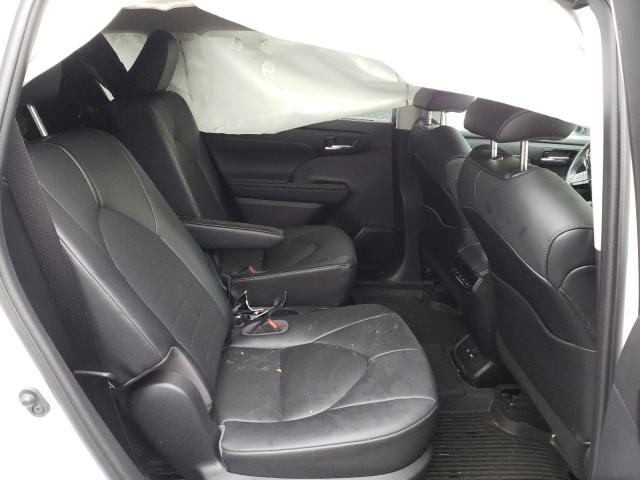 Toyota Highlander IV 2021