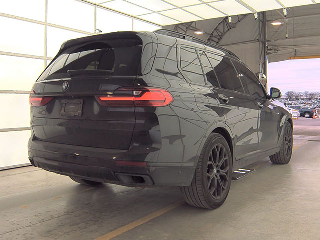 BMW X7 2021