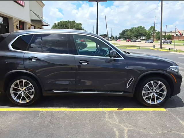 BMW X5 2023
