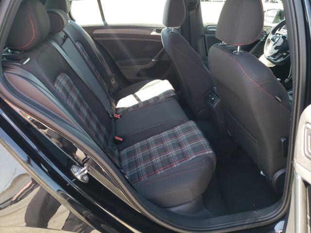 Volkswagen Golf GTI VII Рестайлинг 2021