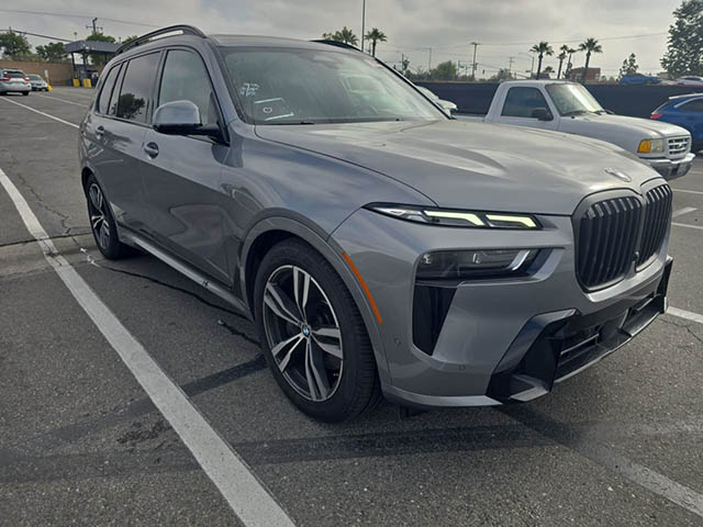 BMW X7 2024