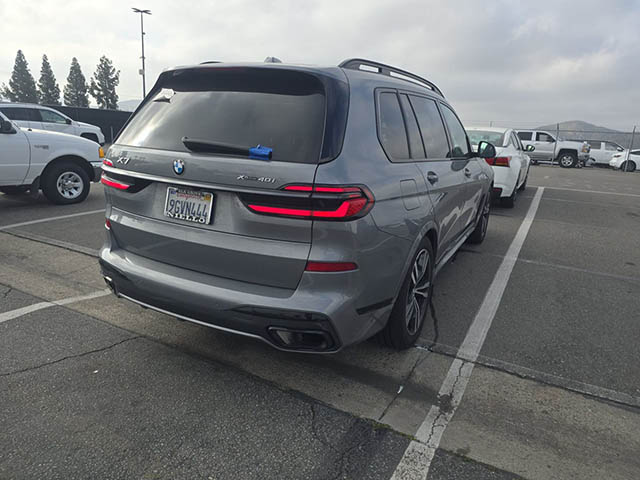 BMW X7 2024