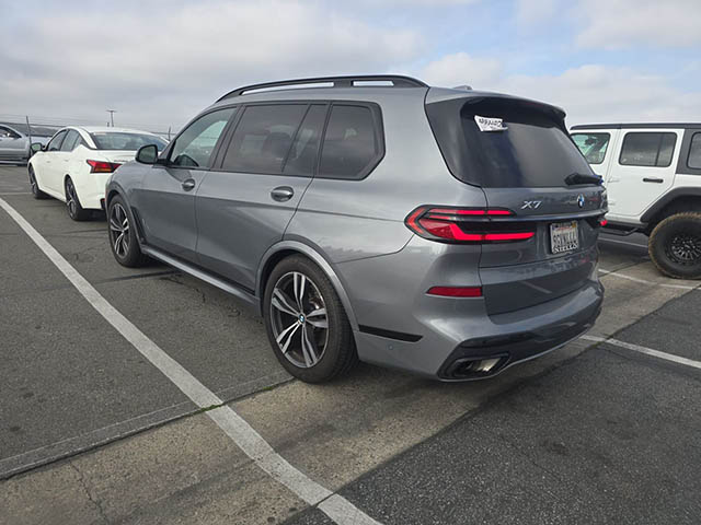 BMW X7 2024