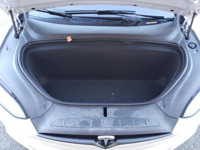 Tesla Model X 2019