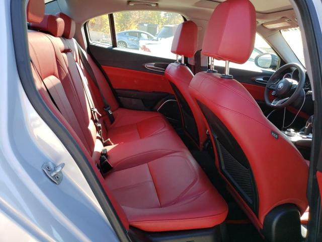 Alfa Romeo Giulia 2021