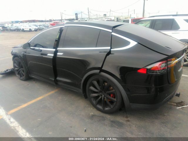Tesla Model X 2019