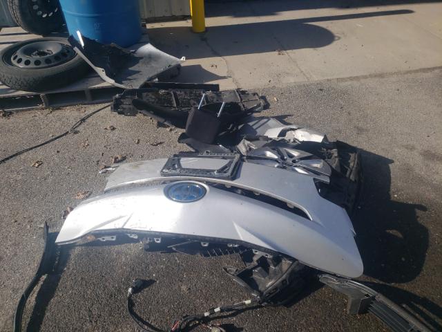 Toyota Prius IV (XW50) 2018