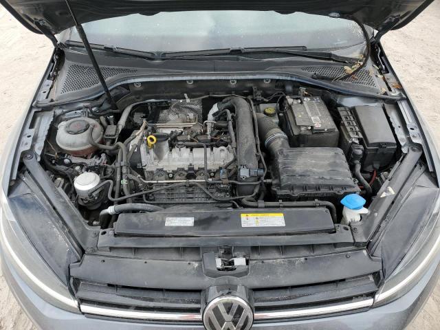 Volkswagen Golf 2021