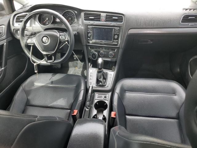 Volkswagen Golf 2021