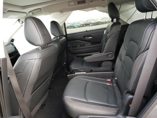 Nissan Pathfinder V 2022