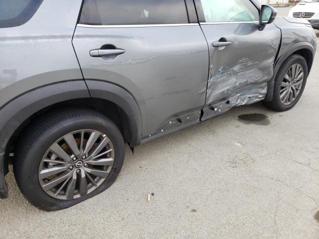 Nissan Pathfinder V 2022