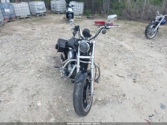 Harley Davidson XL883 2013
