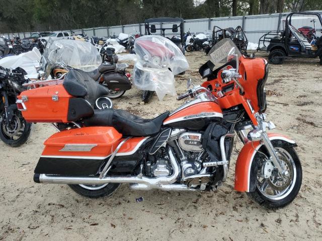 Harley Davidson FLHTCUSE 2012