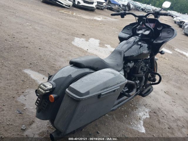 Harley Davidson FLTRXST 2022