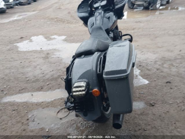Harley Davidson FLTRXST 2022