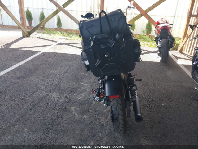 Harley Davidson XL883 2022