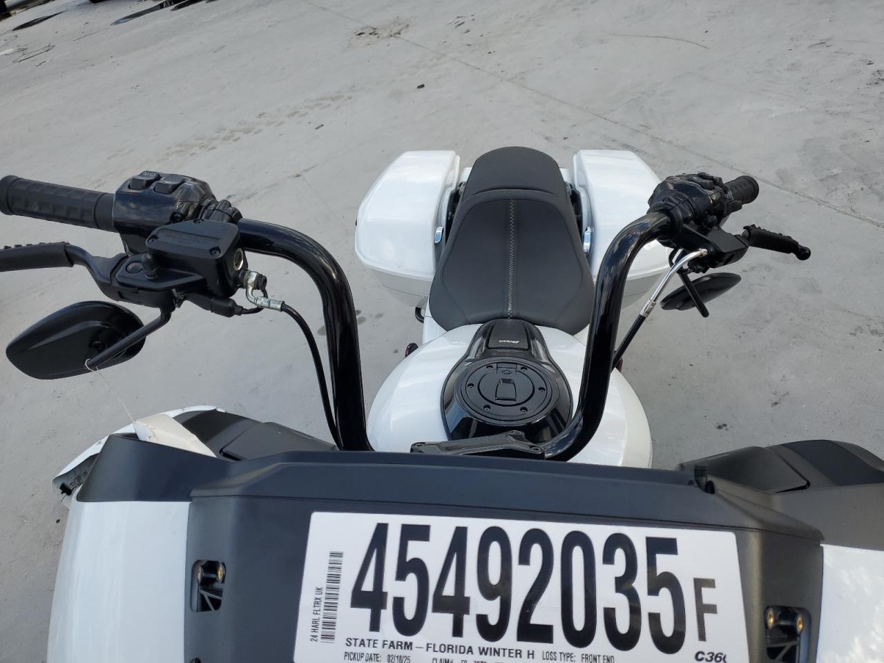 Harley Davidson FLTRX 2024