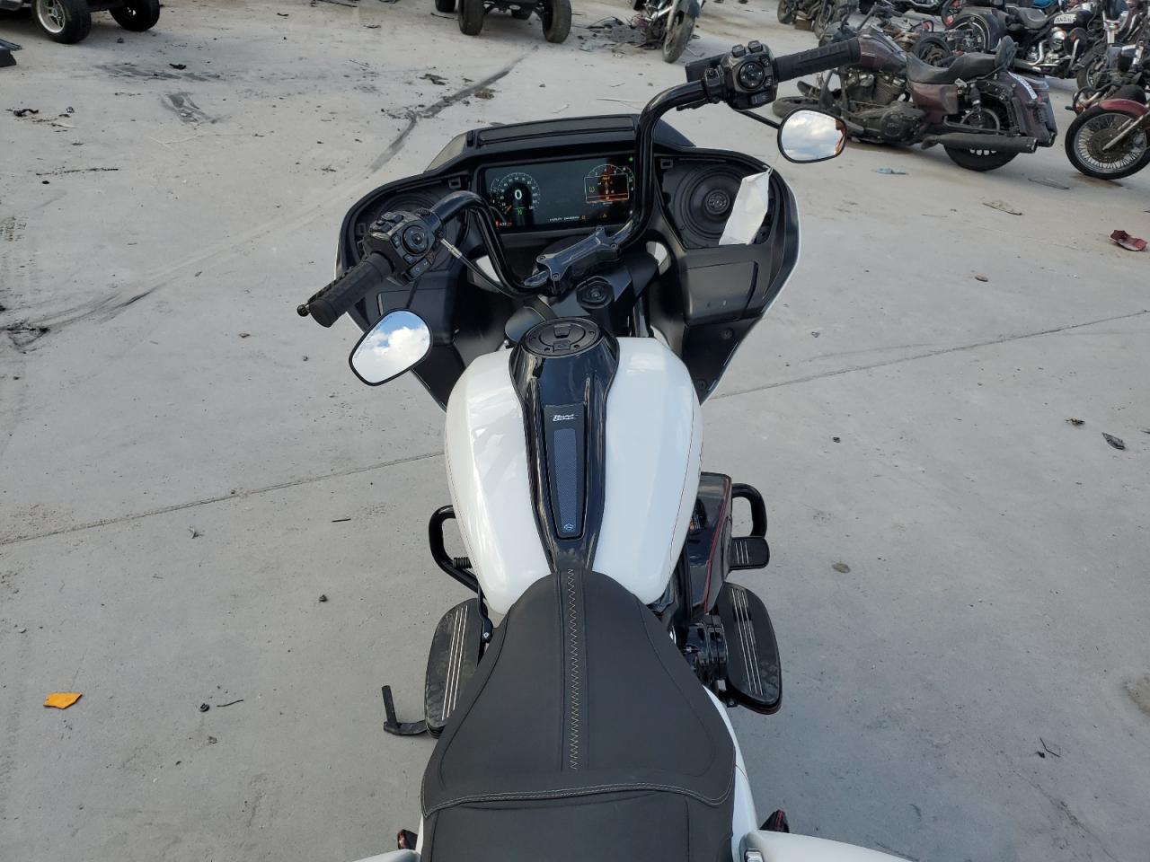 Harley Davidson FLTRX 2024