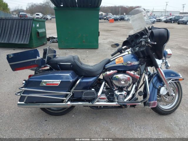 Harley Davidson FLHTCI 2003