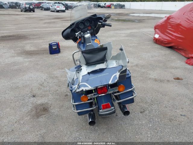 Harley Davidson FLHTCI 2003