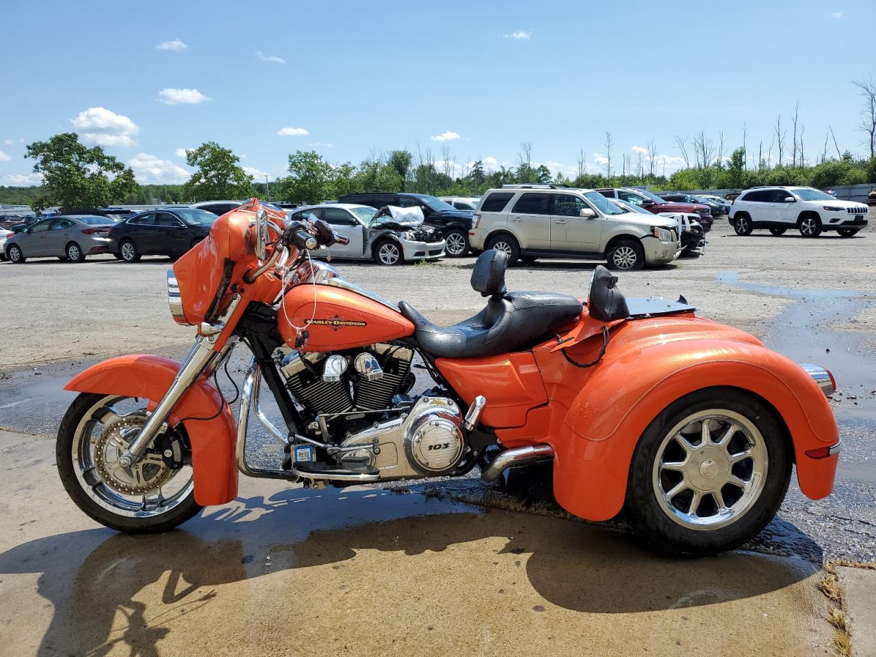 Harley Davidson FLHX 2012