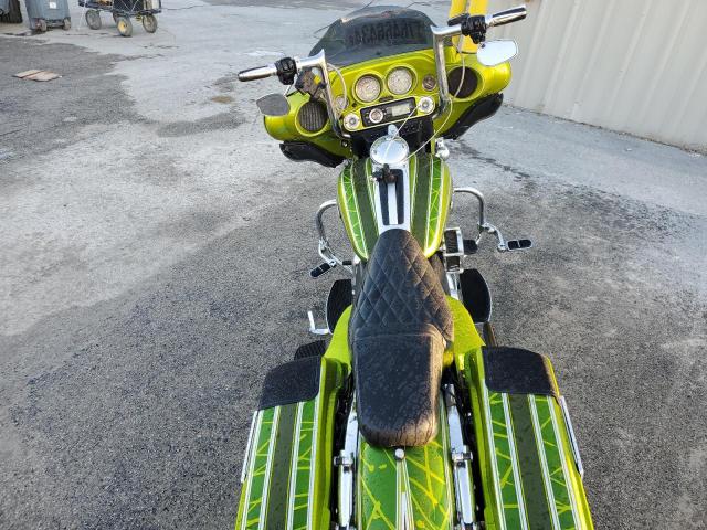 Harley Davidson FLHTK 2011