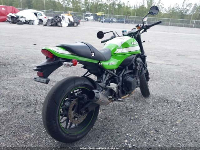 KAWASAKI ZR900 2019