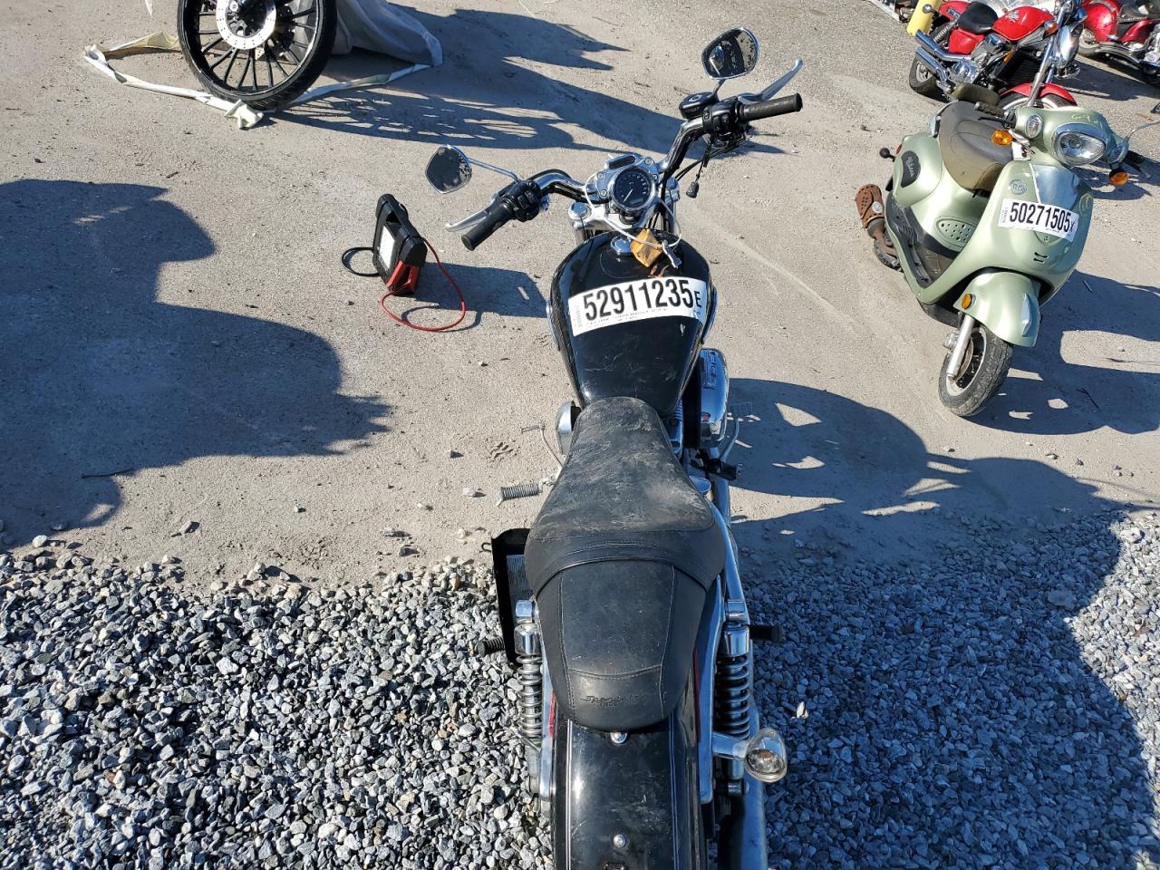 Harley Davidson XL1200 2013