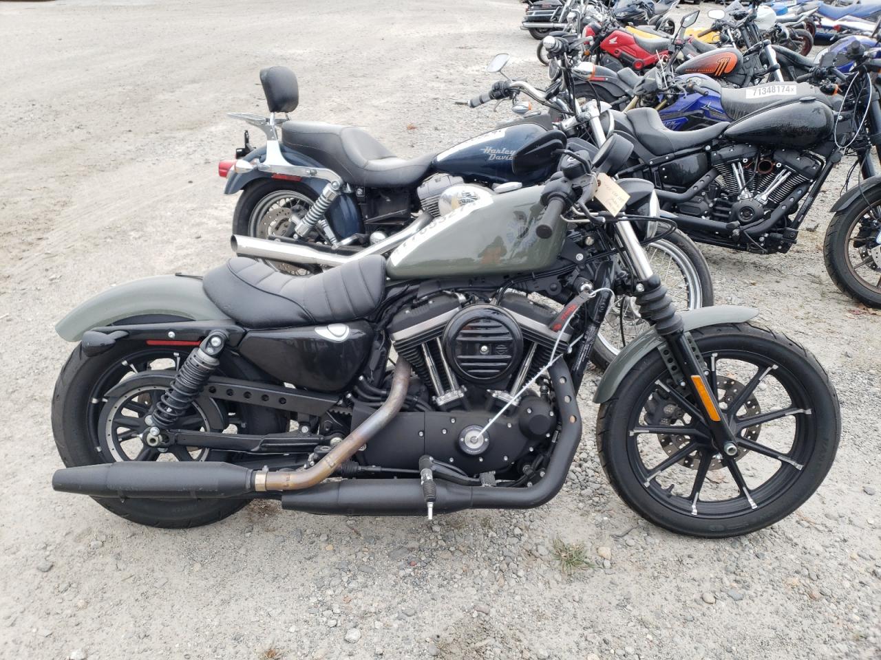 Harley Davidson XL883 2021