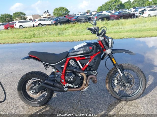 Ducati Scrambler Desert Sled 2021
