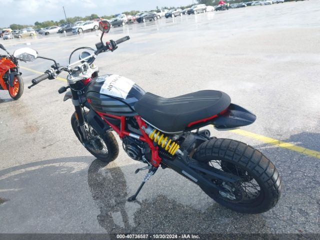 Ducati Scrambler Desert Sled 2021