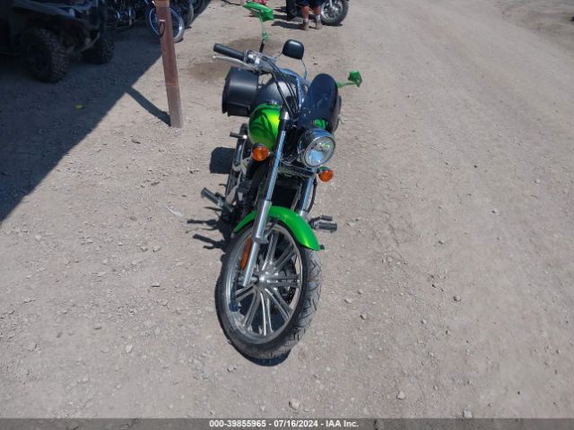 KAWASAKI VN900 2008