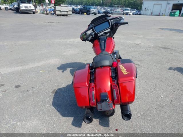 Harley Davidson FLHX 2024