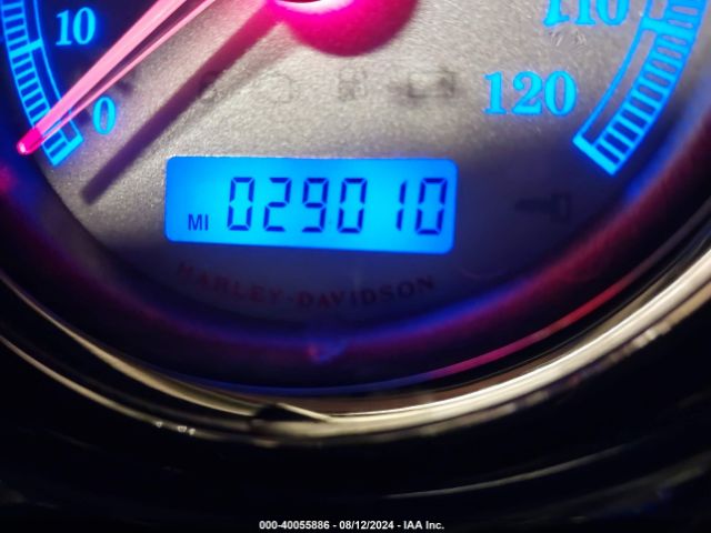 Harley Davidson FLHX 2012