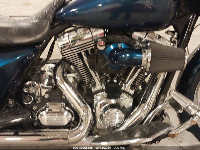 Harley Davidson FLHX 2012