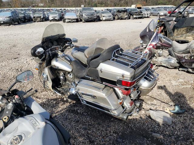 Harley Davidson FLHTCUI 2003