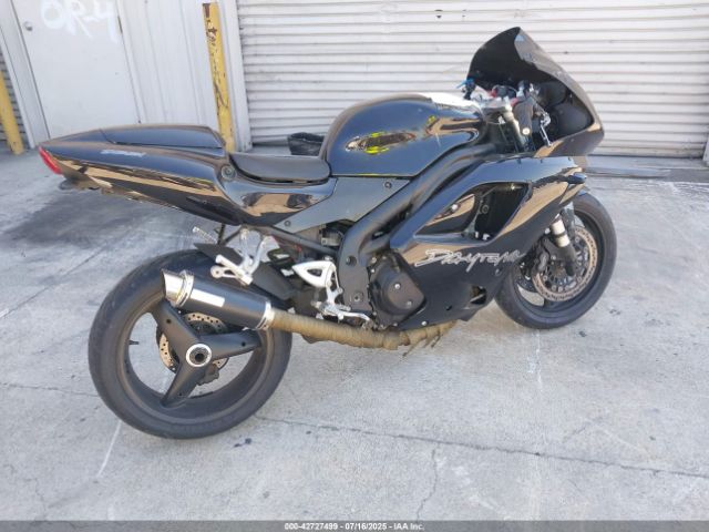 Triumph Daytona 2005