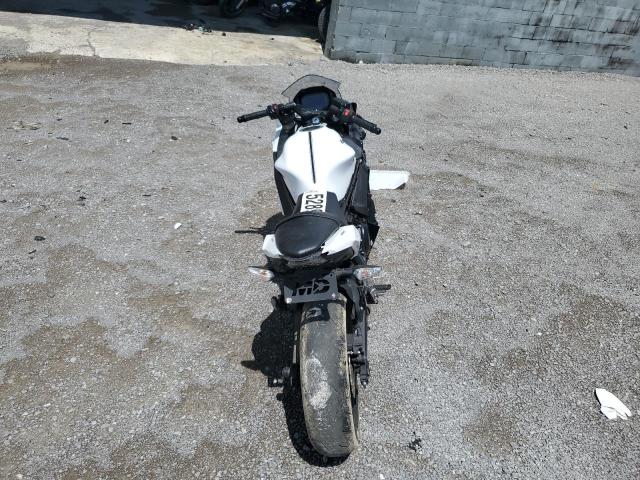 KAWASAKI EX650 2020